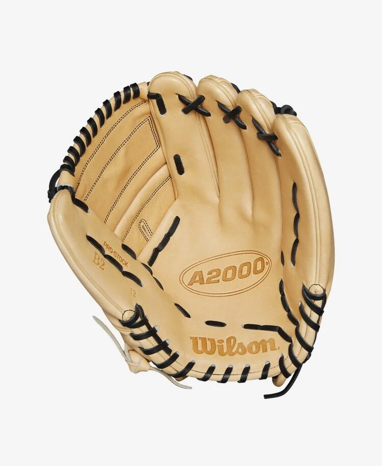 2024 WILSON A2000 B2 12” PITCHER’S BASEBALL GLOVE