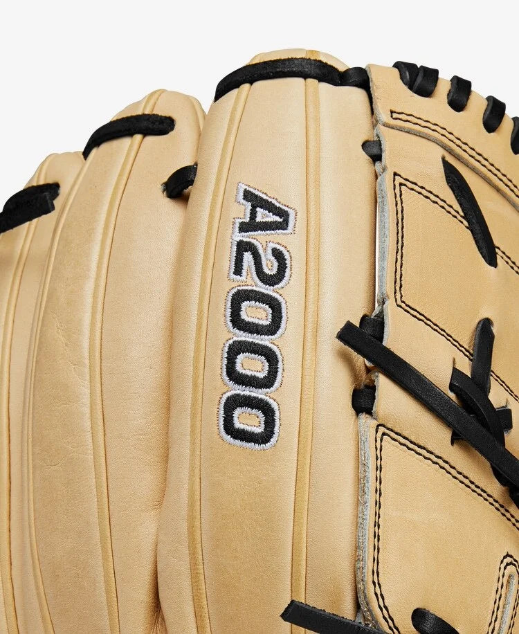 2024 WILSON A2000 B2 12” PITCHER’S BASEBALL GLOVE